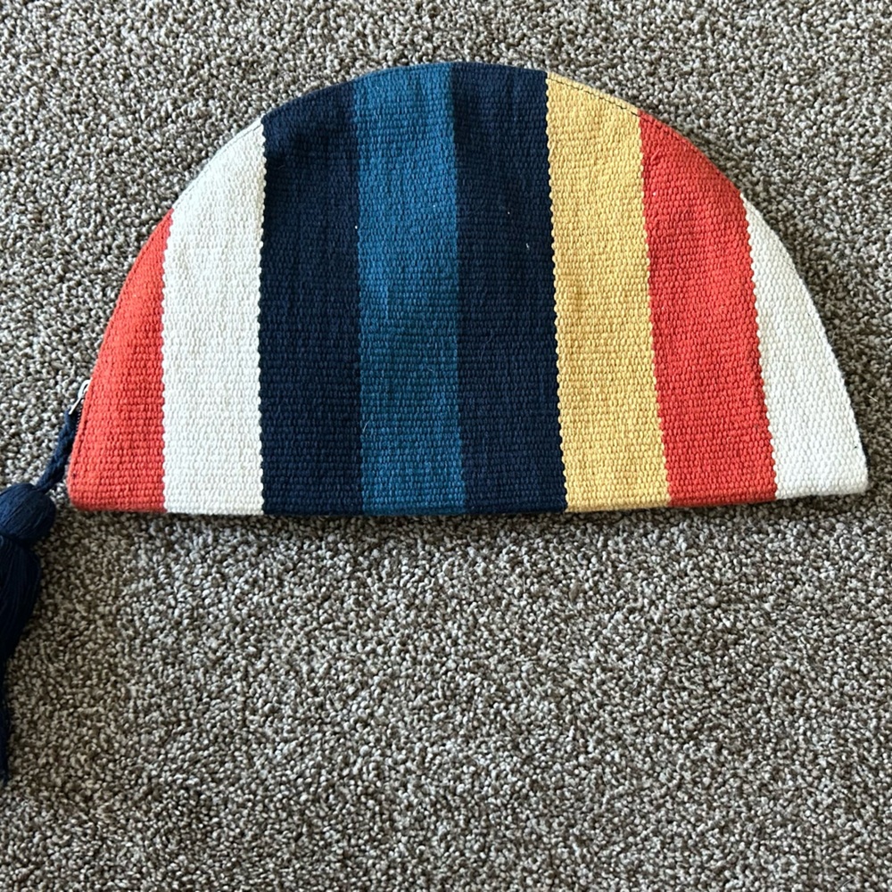 Summer clutch